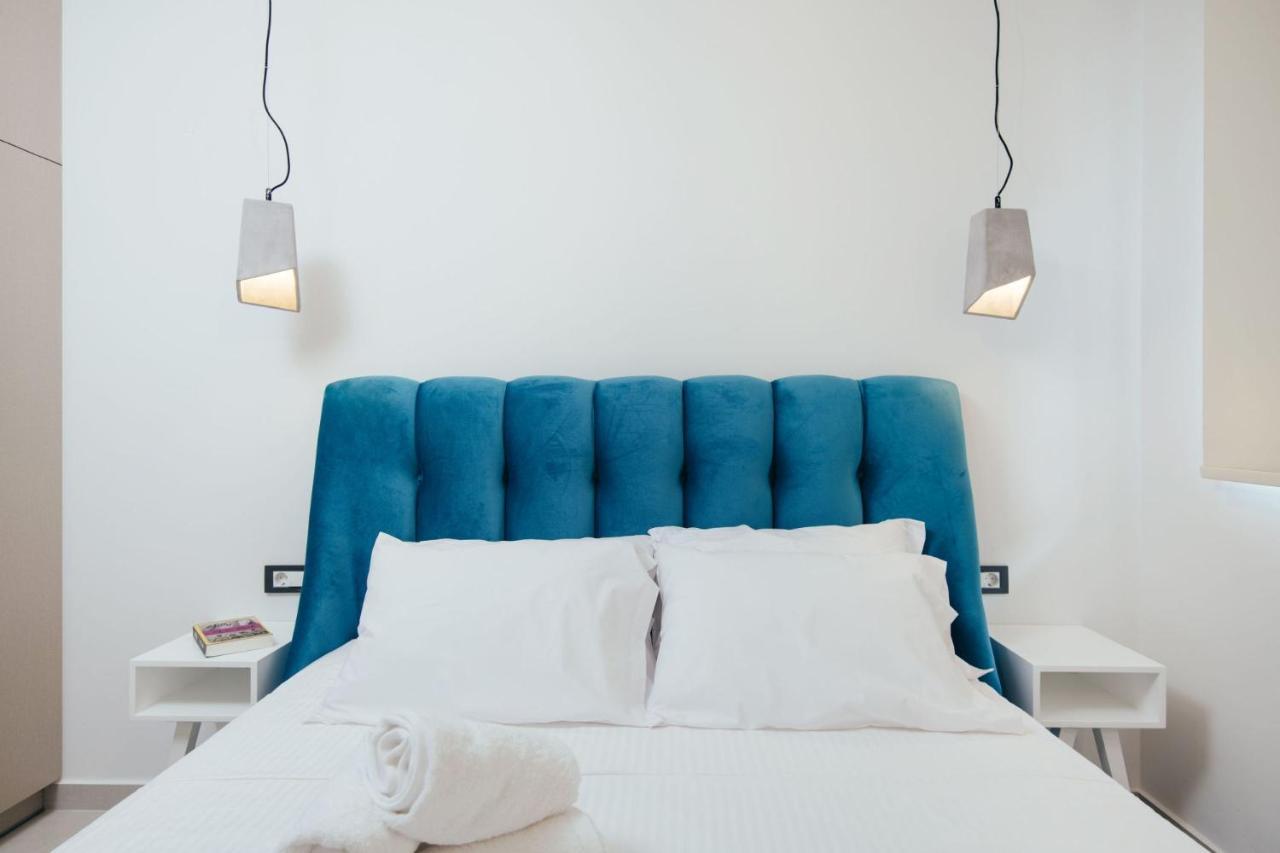 Corner45 Apartments In Kalamaki Center, By Zantewize Bilik gambar